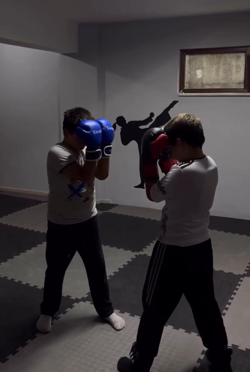 Kick Boks 8